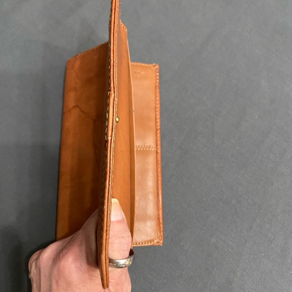 FRYE Melissa Antique Leather Series Card Holder Trifold Long Wallet Zip/Snap - Picture 12 of 17
